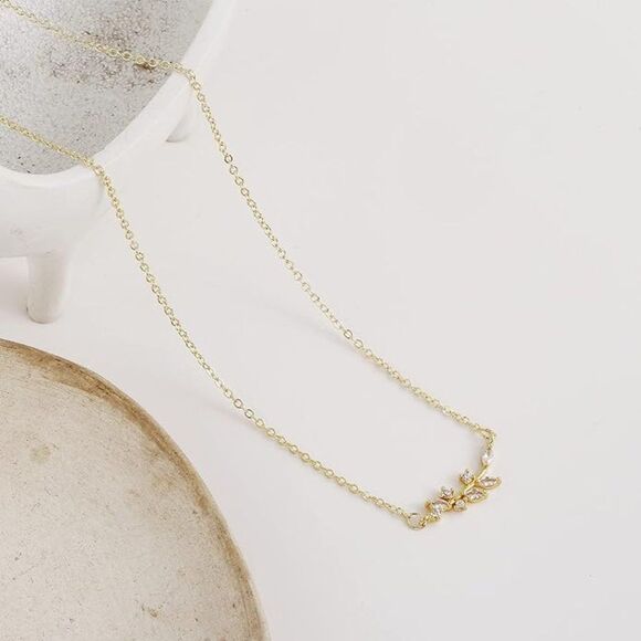 Olive Leaf Necklace 14K Gold Plated CZ Cubic Zirconia Gift for Her Mom Grandmom - Picture 1 of 6